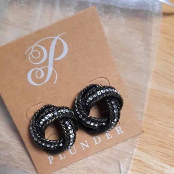 Plunder Jewelry - Bundled. Plunder Button Chalon Earrings